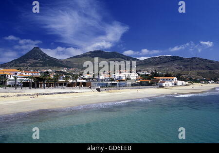 Das Dorf Vila Baleira Auf der Insel Porto Santo Bei der Insel Madeira Im Atlantischen Ozean, Portugal. Stockfoto