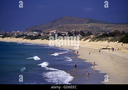 Das Dorf Vila Baleira Auf der Insel Porto Santo Bei der Insel Madeira Im Atlantischen Ozean, Portugal. Stockfoto