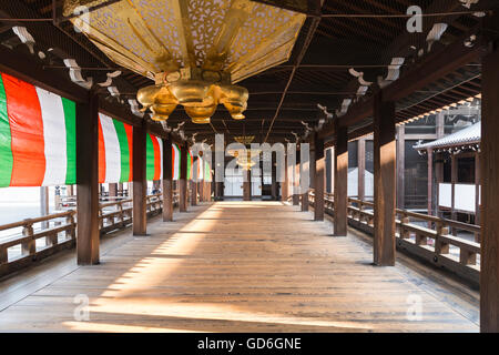 Der Nishi Hongan-Ji-Tempel in Kyoto, Japan. Es gibt auch eine Twin-Struktur in Kyoto: Higashi Hongan-Ji Stockfoto