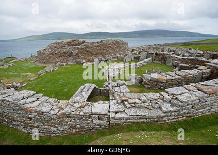 12:00 Broch von Gurness frühen Eisenzeit Wohnungen bei Evie auf dem Norden von Orkney Festland.  SCO 10.568. Stockfoto