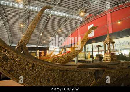 Das Royal Barges nationalen Museum in Banglamphu in der Stadt von Bangkok in Thailand in Südostasien. Stockfoto