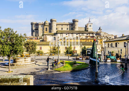 Blick auf das Schloss Orsini-Odescalchi, Bracciano, Metropole Rom, Latium, Italien Stockfoto