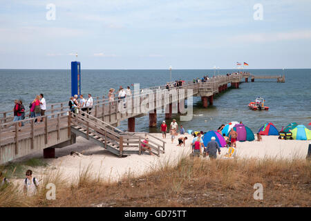 Pier in Prerow Ostsee Resort, Halbinsel Fischland-Darß-Zingst, Mecklenburg-Vorpommern Stockfoto