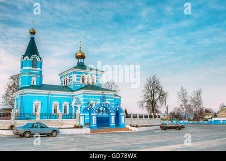 St. John Korma-Klosterkirche in Korma Dorf, Dobrush Bezirk, Belarus. Berühmte orthodoxe Kirche. Stockfoto