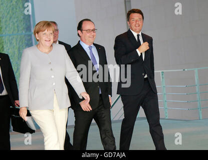 BKin Angela Merkel, Francois Hollande, Matteo Renzi - Treffen der dt. Bundeskanzlerin Mit Dem Italienischen Ministerpraesidenten Stockfoto