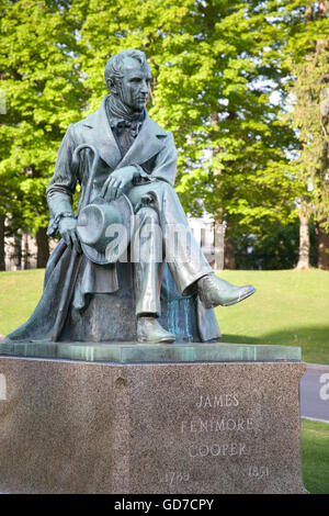 "Statue von James Fenimore Cooper, Cooperstown, New York" Stockfoto