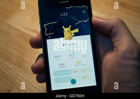 Bangkok, Thailand - 13. Juli 2016: Pikachu gefangen wurde in Pokemon gehen, eine beliebte augmented-Reality-Spiel. Stockfoto