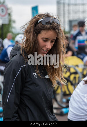 Red Hook Crit London 2016 Radfahren Criterium festen Gang Fahrrad Singlespeed Bycycle Track Fahrräder Zyklus Race Event Greenwich Stockfoto