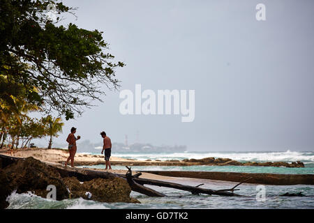 Garnison Bereichen Bridgetown Goldstrand sauber schöne Karibische Meer South West Coast Resort Strandblick Barbados Küste unab Stockfoto