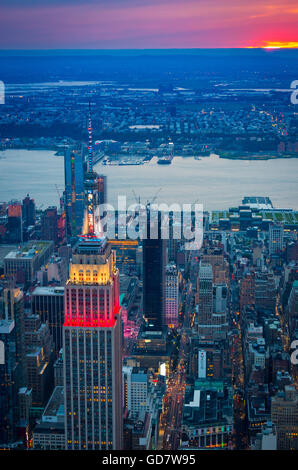 Das Empire State Building ist ein 102-Geschichte Wahrzeichen Art-Déco-Wolkenkratzer in New York City, USA Stockfoto