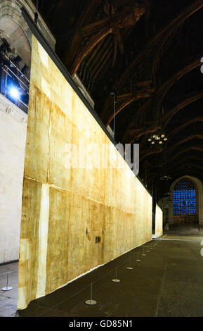 Die Ethik von Staub, eine Kunstinstallation in der Westminster Hall, in der Palace of Westminster, London, durch Jorge Otero-Pailos. Stockfoto