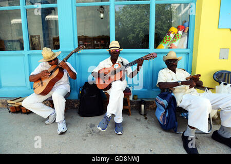 Straßenmusikanten in Havanna, Kuba. Stockfoto