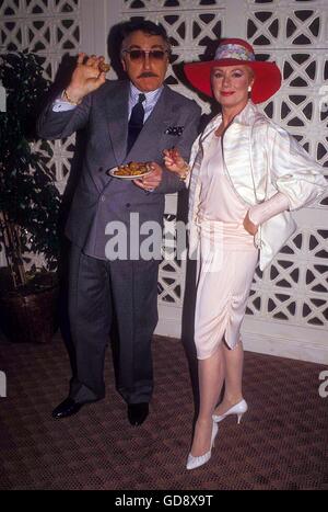 12. Juli 2006 - SHIRLEY JONES mit MARTY INGELS 05-1987. -© Roger Karnbad/ZUMA Draht/Alamy Live-Nachrichten Stockfoto