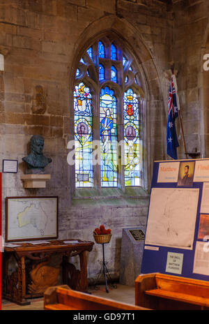 St. Maria und die Heiligen Rood Kirche, Donington, Lincolnshire - Fenster, um Matthew Flinders gewidmet Stockfoto