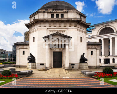 Halle der Erinnerung Kriegerdenkmal in Birmingham West Midlands England Centenary Square Stockfoto