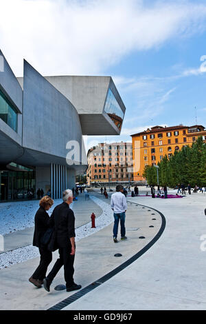 MAXXI Nationalmuseum des 21. Jahrhunderts Kunst, entworfen von Zaha Hadid, Rom, Latium, Italien, Europa Stockfoto