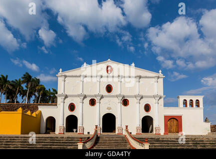 Blick auf die Fassade der Kirche San Francisco in Granada Nicaragua Stockfoto
