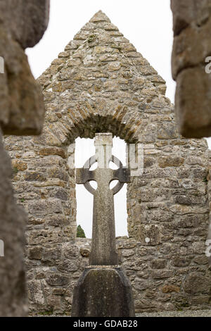 Irland, Offaly, Clonmacnoise, Clonmacnoise, Clonmacnoise ist eine einzigartige Klosterruine in County Offaly, auf dem Fluss Shannon Stockfoto