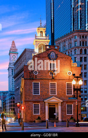 Old State House in der Nacht in Boston Stockfoto