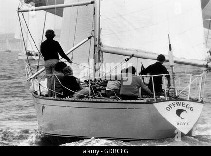 AJAX-NEWS-FOTOS. 1974. TORBAY, ENGLAND. -EINE TONNE CUP WELTMEISTERSCHAFT - OFFWEGO (NZ). FOTO: JONATHAN EASTLAND/AJAX REF: YA OFFWEGO 74 Stockfoto