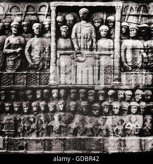 Theodosius i. "der große" (Flavius Theodosius), 11.1.347 - 17.1.395, römischer Kaiser 19.1.379. 17.1.395, mit hist Gericht im Zirkus, Relief, Basis des Obelisken, Spina, Hippodrom, Istanbul, 390/395, Detail Stockfoto