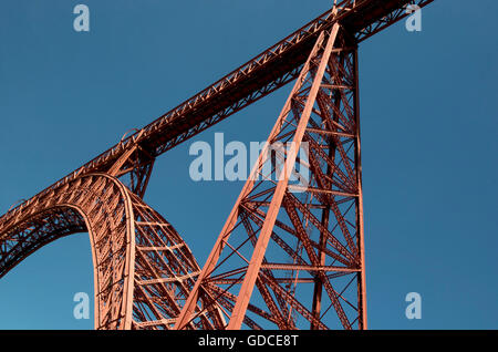 Viaduc Garabit, gebaut von Gustave Eiffel, Auvergne, Frankreich, Europa Stockfoto