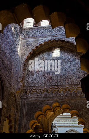 Das berühmte innere La Mezquita in Córdoba in der südlichen spanischen Provinz Andalusien. Ehemals eine römische Stadt und einem Islami