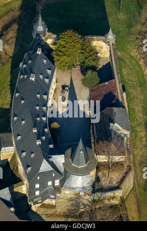 Luftaufnahme, bedeckt Schloss Schloss Hohenlimburg Caffee Tabelle, Schloss Hohenlimburg, Hagen, Hohenlimburg, Ruhrgebiet, Stockfoto