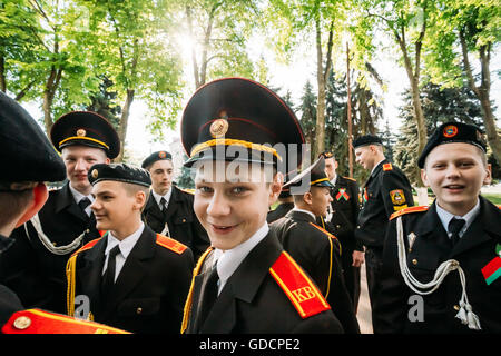 Junge Kerle In Kadett Unform der Kadettenschule Gomel Staat Vorbereitung auf den 9. Mai Siegesparade In Gomel, homelische, Belarus. Stockfoto