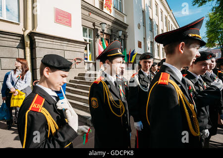 Gruppe von jungen Boys In Kadett Unform der Kadettenschule Gomel Staat Vorbereitung auf den 9. Mai Siegesparade In Gomel, homelische, Belar Stockfoto