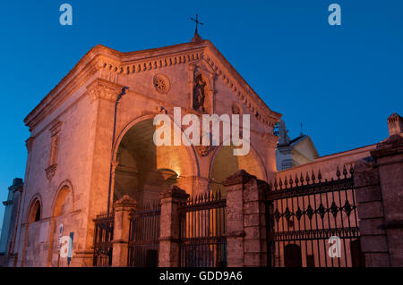 Heiligtum von San Michele Arcangelo, Monte Angelo. Apulien, Italien Stockfoto