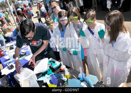 Der Tucson Festival of Books an der University of Arizona ist eine jährliche zweitägige Veranstaltung in Tucson, Arizona, USA. Stockfoto