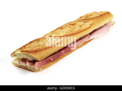 Sandwich mit Schinken und Butter vor weißem Hintergrund Stockfoto