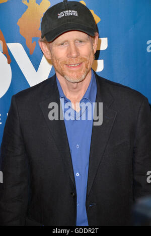 Las Vegas, Nevada, USA. 14. Juli 2016. Regisseur Ron Howard besucht The Beatles LOVE 10-Jahr-Feier am 14. Juli 2016 im Mirage Resort & Casino in Las Vegas, Nevada. Bildnachweis: Marcel Thomas/ZUMA Draht/Alamy Live-Nachrichten Stockfoto