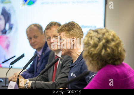 Farnborough, Hampshire, UK. 15. Juli 2016. Astronaut Tim Peake spricht bei seiner ersten Pressekonferenz UK seit der Landung. Stockfoto