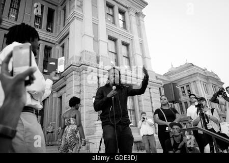 Texas, USA. 15. Juli 2016. Black lebt Angelegenheit Protest vor Texas Capitol Building © Corey Mendez/Alamy Live News Stockfoto