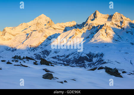 Dent Blanche - 4357 ms, Ober Gabelhorn - 4063 ms, Wallis, Schweiz Stockfoto