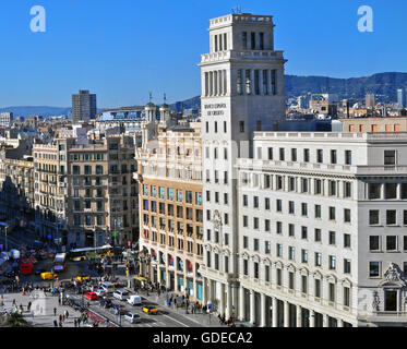 BARCELONA, Spanien - 30. Dezember: Ansicht des Platzes von Katalonien im Zentrum von Barcelona am 30. Dezember 2014. Stockfoto