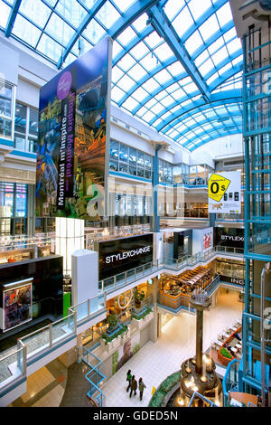 Die Shopping-Mall Place Montréal Trust in Montreal Stockfoto