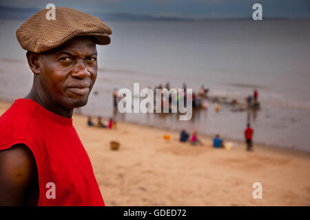 Yongoro, Sierra Leone - 1. Juni 2013: Westafrika, die Strände von Yongoro vor Freetown Stockfoto