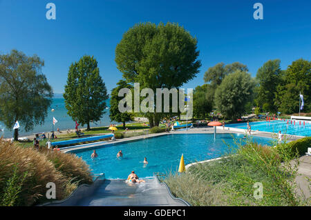 Open Air Schwimmbad in Wasserburg, Bodensee, Baden-Württemberg, Deutschland Stockfoto