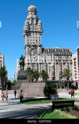 Salve-Palast, Independence Platz, Plaza Independencia, Montevideo, Uruguay Stockfoto