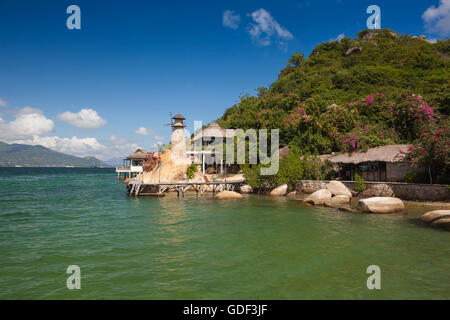 Kleine Bungalow-Anlage Ngoc Suong in Cam Ranh Bay, Nha Trang, Vietnam Stockfoto