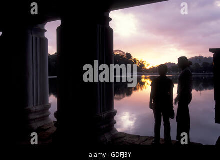 die Kandy-See in der Stadt Kandy von Sri Lanka in Asien. Stockfoto