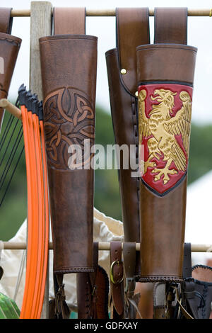 Köcher zum Verkauf an ein mittelalterliches fest in England Stockfoto