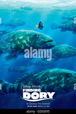 Erscheinungsdatum: 17. Juni 2016 Titel: Suche nach Dory STUDIO: Pixar Animation DIRECTOR: Andrew Stanton, Angus MacLane PLOT: freundlich aber vergesslich blue Tang Fisch vereint mit ihren lieben und jeder lernt ein paar Dinge über die wahre Bedeutung der Familie auf dem Weg. Darsteller: Ellen DeGeneres, Albert Brooks, Ed O'Neill (Credit: C Pixar/Unterhaltung Bilder /) Stockfoto