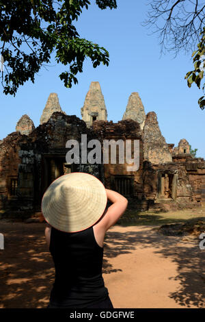 Der Tempel Pre Rup in der Tempelstadt Angkor nahe der Stadt Siem Riep im Westen Kambodschas. Stockfoto