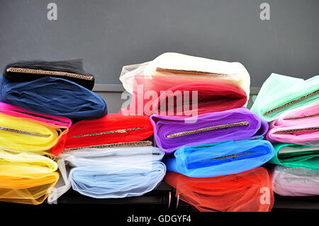 Tüll Stoffe, Farben und Mode Stockfoto