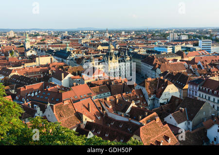 Graz: Blick vom Schlossberg auf die Altstadt mit dem Rathaus, Region Graz, Steiermark, Steiermark, Österreich Stockfoto