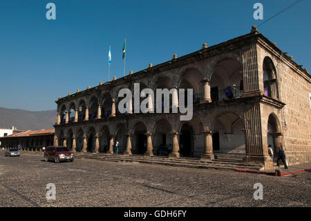 Rathaus Palacio del Ayuntamiento, Parque Central, Antigua, Guatemala, Mittelamerika Stockfoto